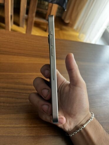 Apple iPhone: IPhone 15 Pro Max, 256 GB, White Titanium, Face ID — 7