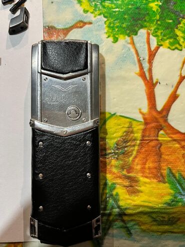 Vertu: Vertu Signature Touch, rəng - Boz, Düyməli — 16