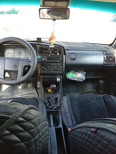 pass: Volkswagen Passat Variant: 1993 г., 1.8 л, Механика, Бензин, Универсал — 4