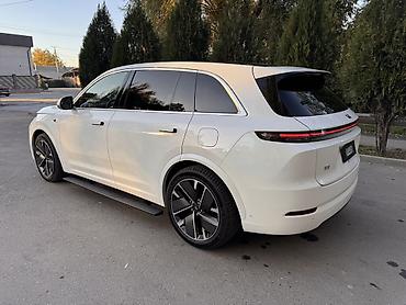 changan q05 max: Lixiang L7: 2025 г., 1.5 л, Автомат, Гибрид, Внедорожник — 4