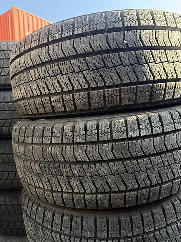 Шины и диски: Шины 225 / 40 / R 18, Зима, Б/у, Комплект, Легковые, Япония, Bridgestone — 2