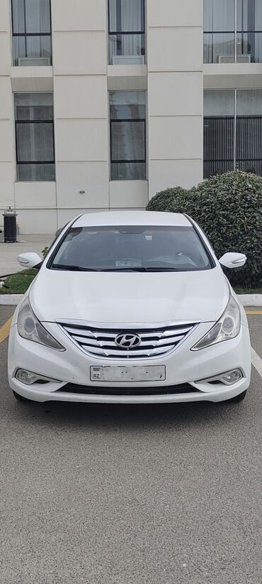 Hyundai: Hyundai Sonata: 2 l | 2013 il Sedan