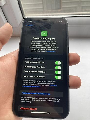 Apple iPhone: IPhone Xr, Б/у, 64 ГБ, Черный, Чехол, 78 % — 8