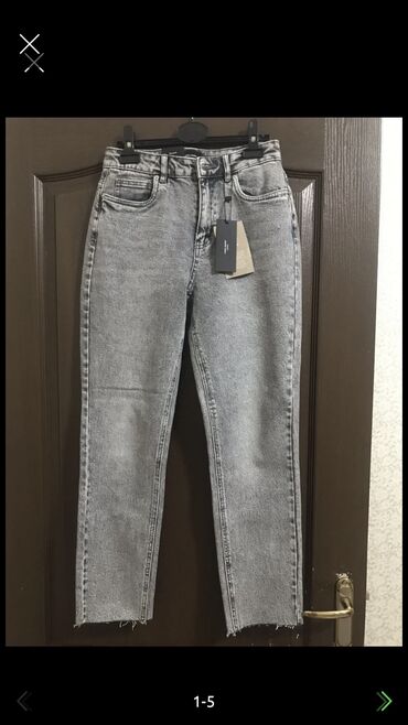 бордовые джинсы женские: Джинсы и брюки, Новый