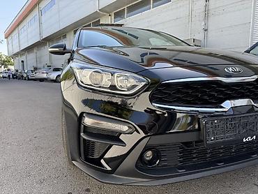 держатель стаканов: Kia K3: 2019 г., 1.6 л, Автомат, Бензин, Седан — 2