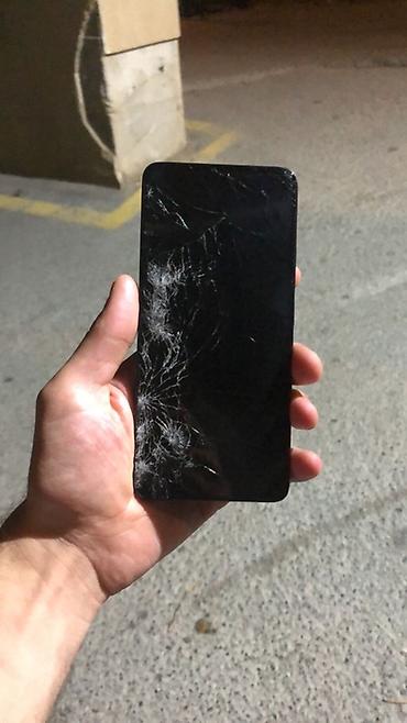 j 7: Elan: Smartfonlar dəsti və işlək iPhone - iPhone 8, Gold (4.7" Retina — 6
