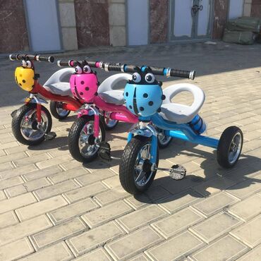 1 yaşdan yuxarı uşaqlar üçün velosipedlər: 2 yaşdan yuxarı uşaqlar üçün üç təkərli metal velosiped Mavi, Çəhrayı