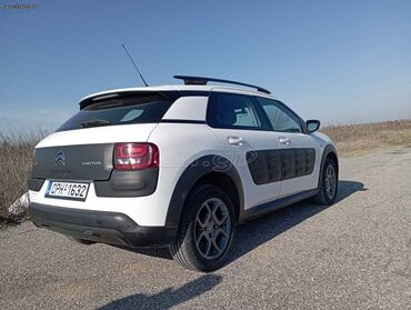 Citroen: Citroen C4: 1.2 l. | 2018 έ. 93000 km. SUV/4x4 — 3