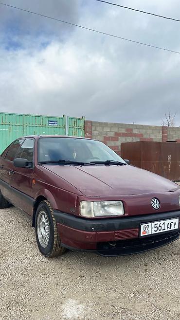 2 9 тди: Volkswagen Passat: 1991 г., 1.8 л, Кол менен иштөөчү, Бензин, Седан — 2