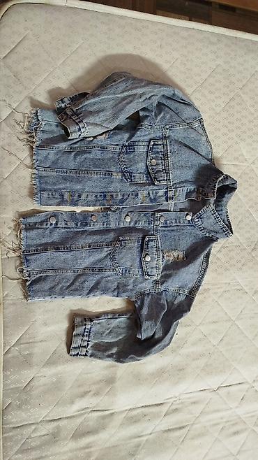 koja pencek: Məhsul: Cins gödəkcə Təsvir: - Klassik açıq-mavi denim materialdan. - — 1