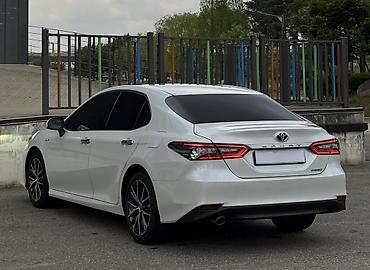 ls 470: Toyota Camry: 2023 г., 2.5 л, Автомат, Гибрид, Седан — 2