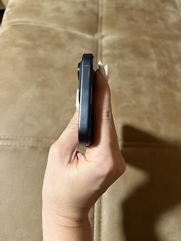 ucuz macbook pro: IPhone 15 Pro, Qara, Face ID — 6