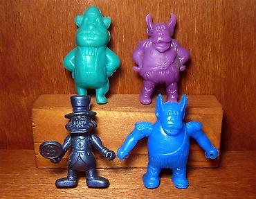 Другие предметы коллекционирования: Солдатики и роботы из 90 годов Цена договорная Куплю фигурки — 15