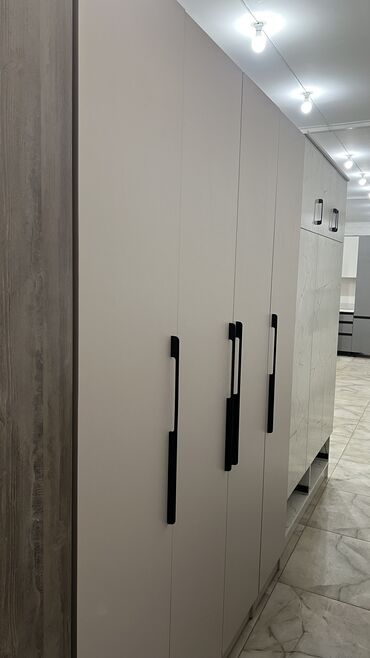 Шкафы для одежды: Шкаф для одежды, Новый, Прямой, ЛДСП — 18