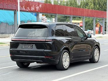 хундай аванте 1: Lixiang L9: 2023 г., 1.5 л, Автомат, Гибрид, Кроссовер — 4
