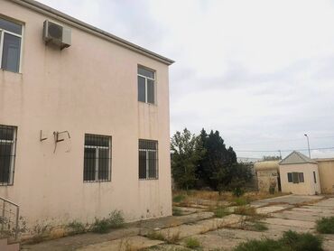 Anbar və emalatxanalar: Təsərrüfatınızın və malınızın etibarlı saxlanması üçün anbarlar — 29