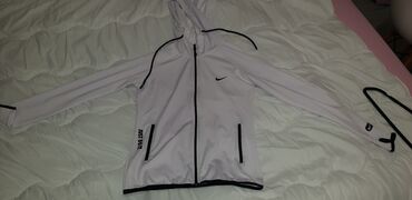 Gornji i donji deo: Nike, M, Jednobojni, bоја - Bela na lalafo.rs — 13 Gornji i donji deo: Nike, M, Jednobojni, bоја - Bela — 13