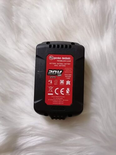 Kosilice i trimeri: Kosačica,trimer i duvaljka Cena 170 evra NOVO Radi na punjive baterije — 7