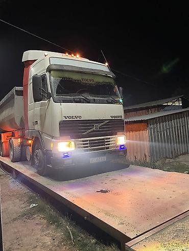 Тягачи: Тягач, Volvo, 1999 г., Самосвал — 2