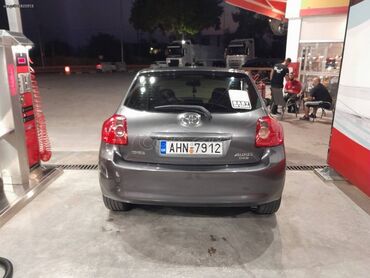 Οχήματα: Toyota Auris: 1.4 l. | 2007 έ. Χάτσμπακ