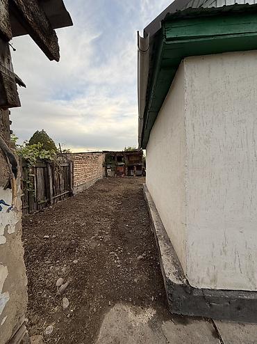 Продажа коттеджей и домов: Срочно Продаётся уйютный Дом из 3х комнат. В верхней части города — 9