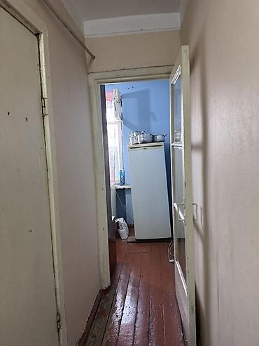 Mənzillər: Bakı, 1 otaqlı, Köhnə tikili, m. Neftçilər, 38 kv. m — 6