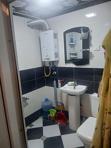 1: Nefciler Metrosuna Yaxln 5 Mərtəbəli Binanln 3 cu Mərtəbəsində orta — 4