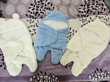 костюмы карнавальные на прокат: Вещи на мальчика от рождения до 2х лет. за все вещи 5.000 сом + отдам