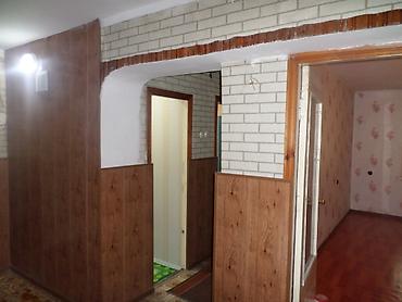 ош недвижимость: 3 комнаты, 85 м², 106 серия, 1 этаж, Косметический ремонт — 5