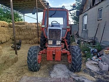 Другое оборудование для отделочных работ: Трактор Беларус МТЗ-82.1 с прицепом - Полный привод 4x4 - Кабина — 2