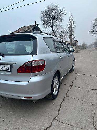 Toyota: Toyota Ipsum: 2004 г., 2 л, Автомат, Дизель, Минивэн — 6
