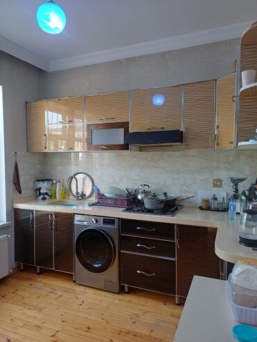 Həyət evləri və villaların satışı: Binəqədi qəs. 4 otaqlı, 110 kv. m, Yeni təmirli — 10