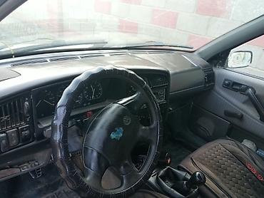 Volkswagen Passat: 1993 г., 1.8 л, Механика, Бензин, Седан at lalafo.kg Volkswagen Passat: 1993 г., 1.8 л, Механика, Бензин, Седан