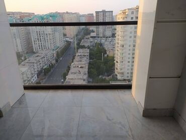 Uzunmüddətli kirayə mənzillər: Binəqədi rayonu Azadlıq prospektində Koroğlu Rezedencedə 17 mərtəbəli — 9