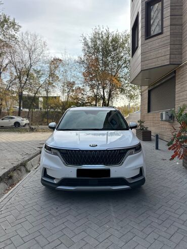 машина мало литровка на рассрочку: Kia Carnival: 2021 г., 3.5 л, Автомат, Газ