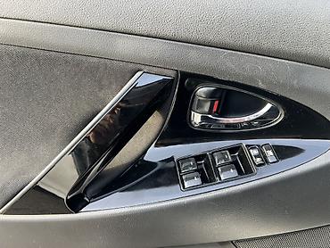 Toyota: Toyota Camry: 2010 г., 2.5 л, Автомат, Бензин, Седан — 9