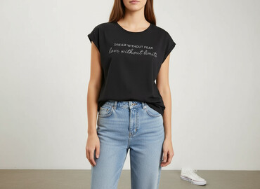 oversized calvin klein t shirty: Women`s T-shirt, size L at lalafo.pl oversized calvin klein t shirty: Women`s T-shirt, size L