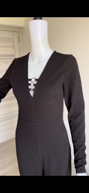 Tulumlar: Kombinezonlar. Elaqe wp -da lalafo.az — 12 Tulumlar: Kombinezonlar. Elaqe wp — 12