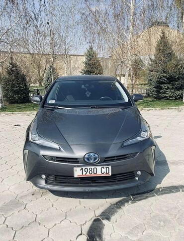 corolla runx: Toyota Prius: 2019 г., 1.8 л, Типтроник, Гибрид, Седан