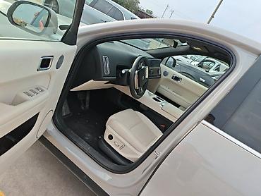 byd e6: Lixiang L6: 2025 г., 1.5 л, Автомат, Электромобиль, Внедорожник — 7