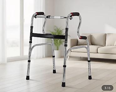 Yerimək üçün arabalar, çəliklər, əsalar, rollatorlar: Gəzinti çərçivəsi (walker) çatdirilma var ünvana - Material: yüngül — 1