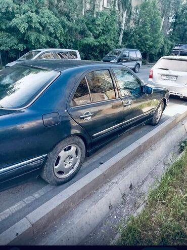 мерседес бенц банан: Mercedes-Benz : 1996 г., 2.8 л, Автомат, Бензин, Седан