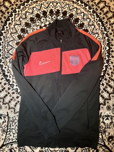 Личные вещи: Nike M razmer