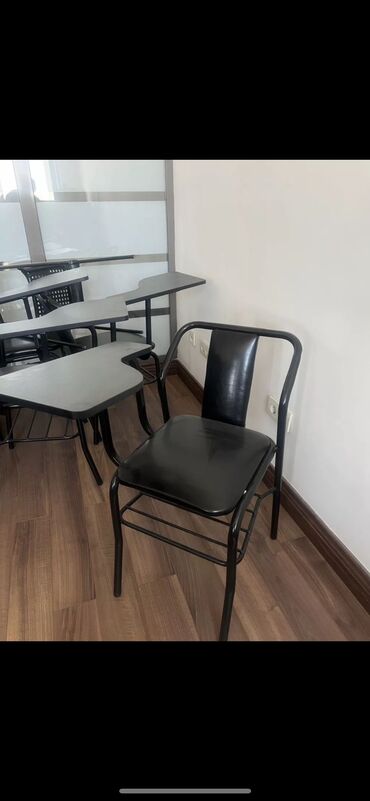 пластмасс стол стул: Комплект стол и стулья Офисный, Новый