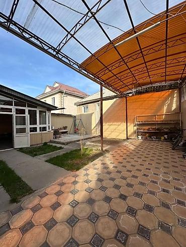 Продажа коттеджей и домов: Срочно продаю!!!Благоустроенный 2 этажный дом в районе Церкви, по 1й — 1