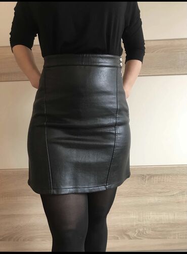 crne kozne suknje: XS (EU 34), Mini, bоја - Crna
