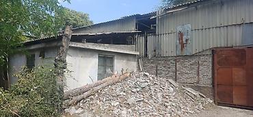 Битый кирпич
приезжайте забирайте, ничего не надо
район дордой