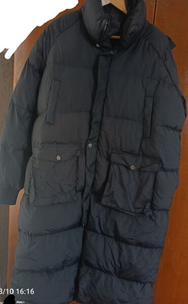 Oversize qadın kurtqasi rəng qarauzundur bir iki dəfə geyinilib