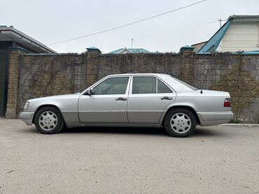 срочно продается мерседес w124: Mercedes-Benz E-Class: 1993 г., 2.2 л, Автомат, Бензин, Седан