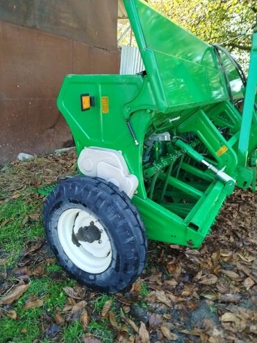 Toxum səpənlər: Aqreqat: Taxıl səpən (daneleme) səpin aqreqatı - Tip: Traktorla — 13